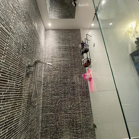 Beautiful Luxury With Skyline Apartment Rotterdam