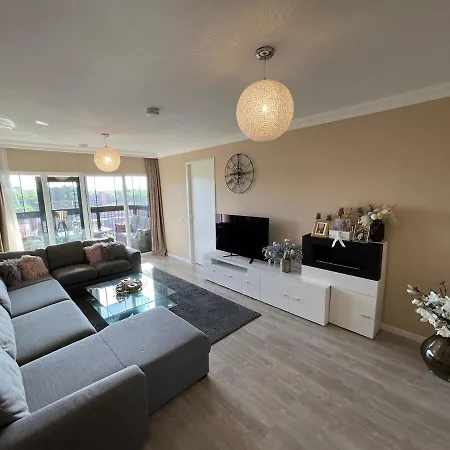 Beautiful Luxury With Skyline Rotterdam